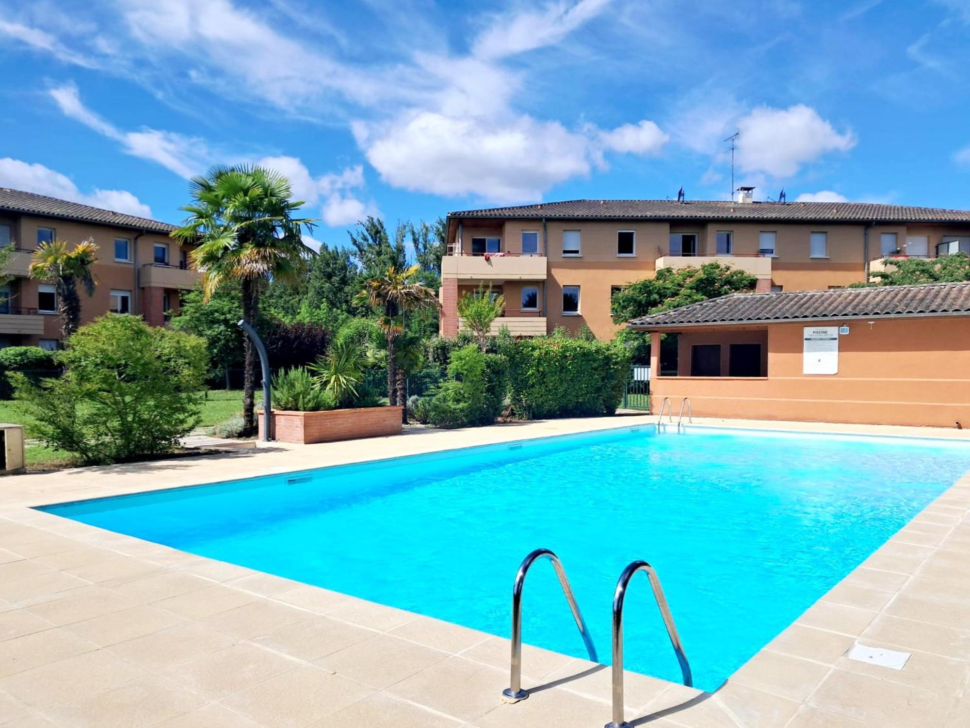 Le Montauriol - Logement Avec Terrasse - Piscine -Tennis - Place De Parking Privee Apartman Montauban Kültér fotó